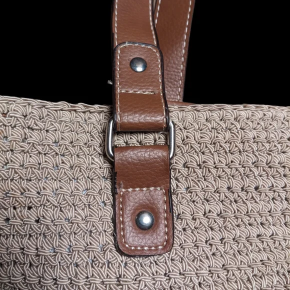 Woven Textured Tan & Brown Purse Handbag with Pockets - Picture 3 of 15